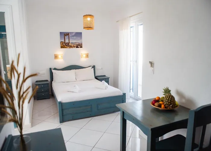 Ikaros Studios&apartments 4*