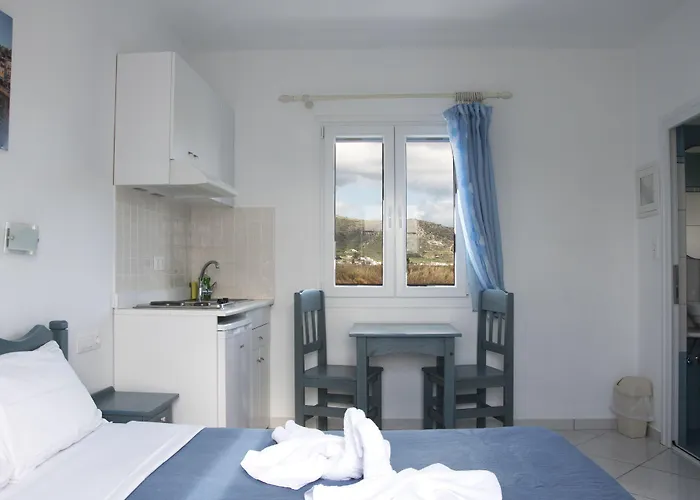 Ikaros Studios&apartments