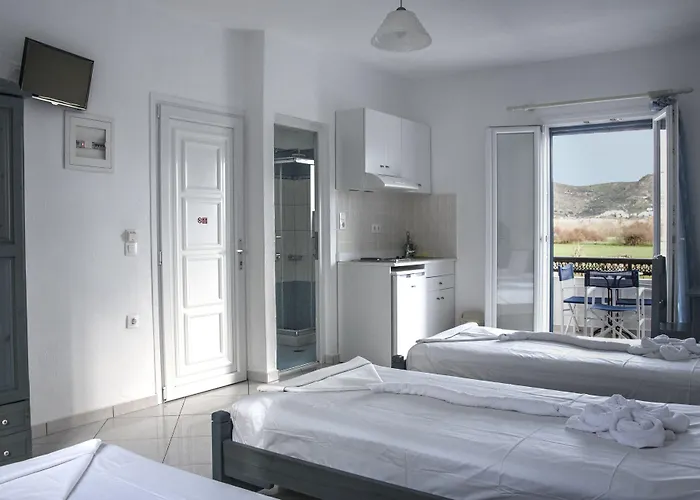 Ikaros Studios&apartments 4*