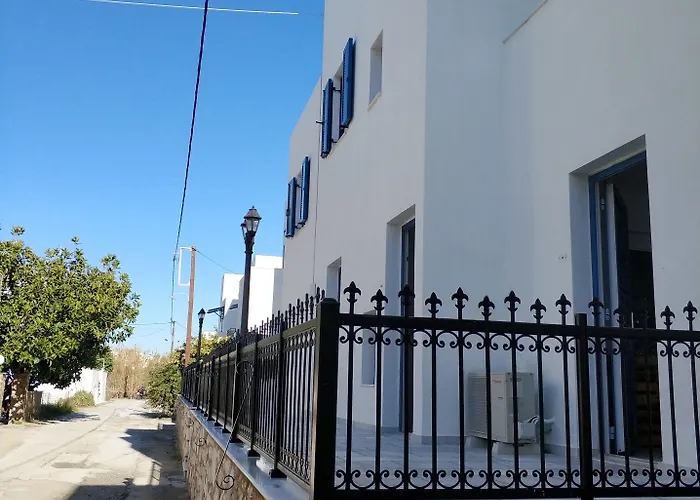 Ikaros Studios&apartments 4*