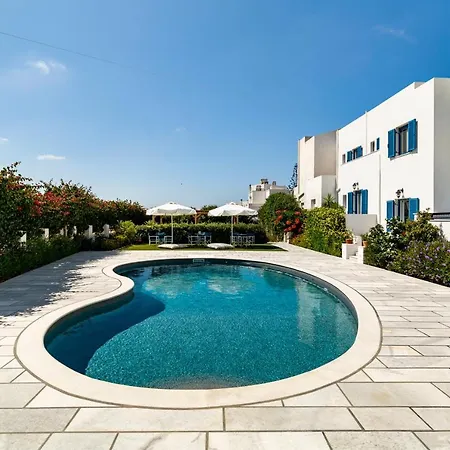 Apartmanhotel Ikaros & 3*