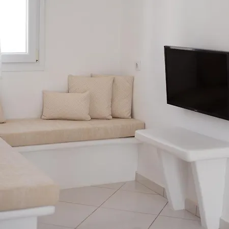 Aparthotel Ikaros & Naxos City