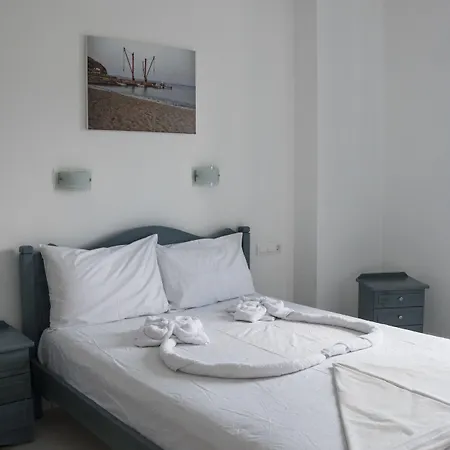 Aparthotel Ikaros & Naxos City
