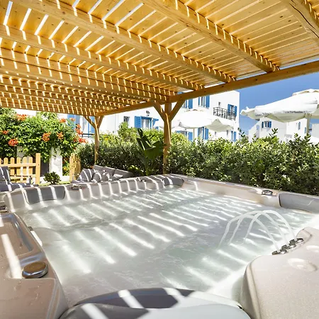 Aparthotel Ikaros &