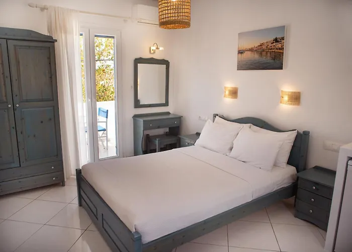 Aparthotel Ikaros & Naxos City