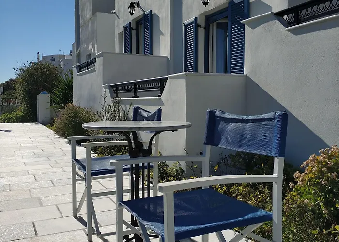 Ikaros & Aparthotel Naxos City